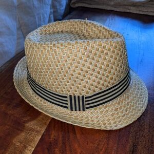 Henschel Hat/Cap Size Medium